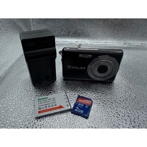 Vintage Casio Exilim EX-Z70 Camera - 7.2MP, 3x Opt Zoom, Works/Tested